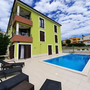  Apartment Smaragdna Yourcroatiaholiday Kroatien